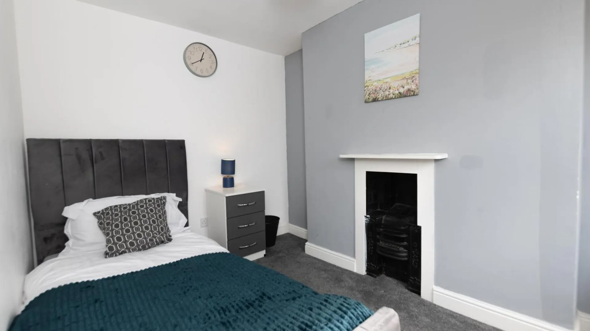 Cozy Nottingham Retreat Entire Home With 4 Bedroom